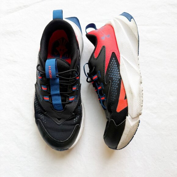 Under Armour Youth Athletic Shoes 1Y Black/Red Mesh Upper Rubber Sole - Picture 1 of 10